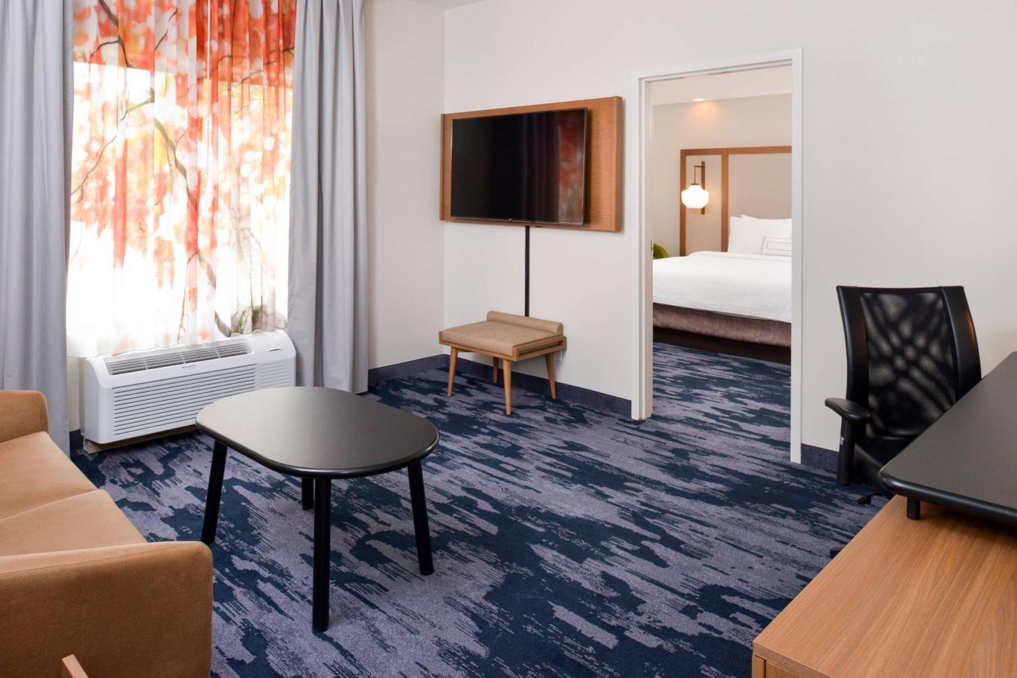 Fairfield Near Six Flags 3* Arlington